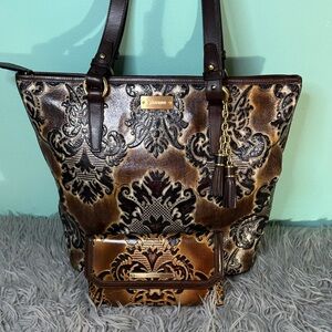 Brahmin Medium Asher Brown Espresso Fresco Embossed Tote/Wallet.